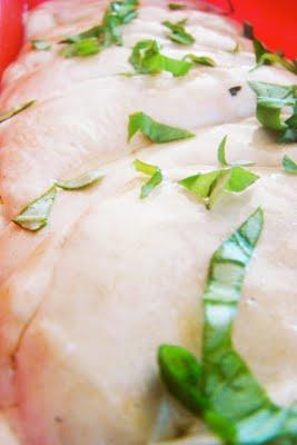 Pain mozzarella-basilic,
