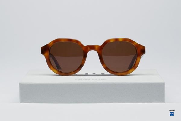 A.P.C. X SUPER – S/S 2013 EYEWEAR COLLECTION A.P.C. X SUPER – S/S 2013 EYEWEAR COLLECTION
