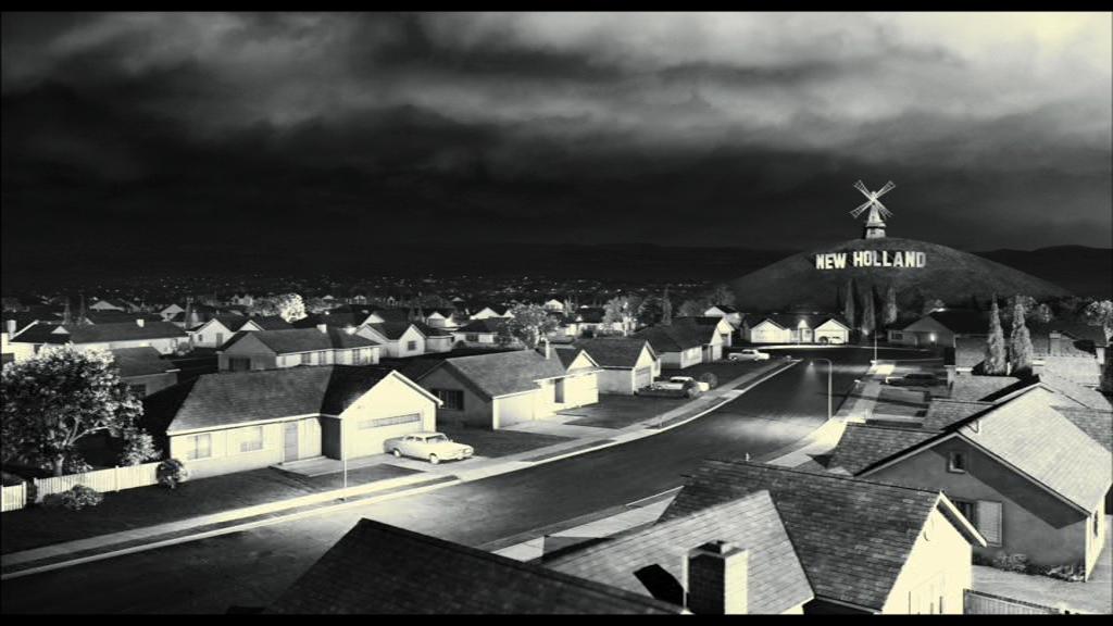 Frankenweenie Frankenweenie-New-Holland by night