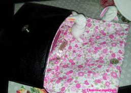 pochette noeud liberty rose et simili noir 007 Ma petite marotte : encore une jolie pochette