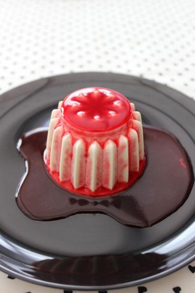 Panna cotta vanille/framboise recette de cuisine,miam miam,panna cotta,agar agar