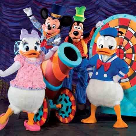 donal-mickey-and-friends-disney live magic show 2013