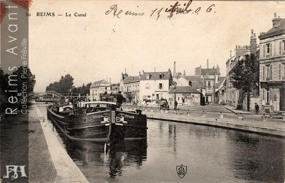 La rue Irénée Lelièvre vue du Canal Lelievre1.jpg