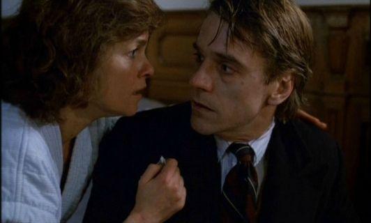 Faux Semblants jeremy_irons_faux_semblant_1988_m_butterfly_1993_portrait_w532