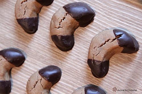 biscuits : bredeles sablés pralinés en croissant de lune