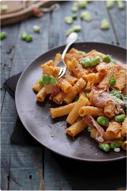 Pastasotto aux fèves et jambon cru Pastasotto aux fèves et jambon cru