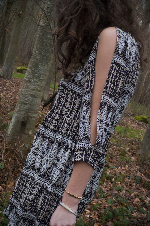 l l Look • Staring at stars