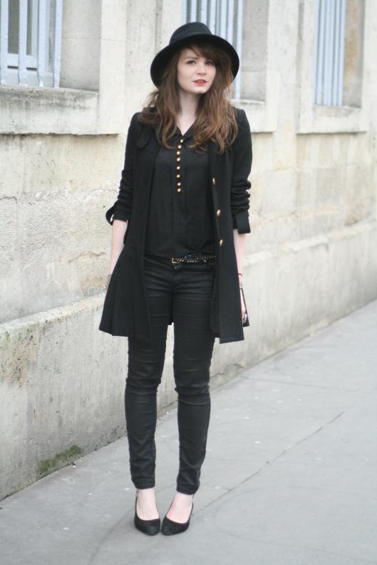 A walk tenue rock noir