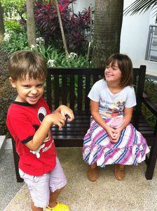 Des petits qui grandissent si loin ... photo