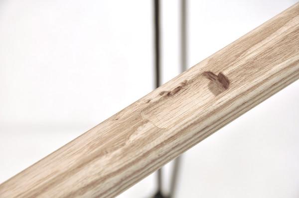 Loss Table le bureau organisé par Tom Chau Loss Table le bureau organisé par Tom Chau