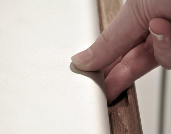 Loss Table le bureau organisé par Tom Chau Loss Table le bureau organisé par Tom Chau