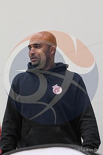 Belgique : Gand garde un noyau dur Ly-HAMADY--Gand-_Ann-Dee-LAMOUR.jpg