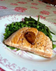 le saumon à l'unilatéral du Vendredi Saint Norbert et Jean 014