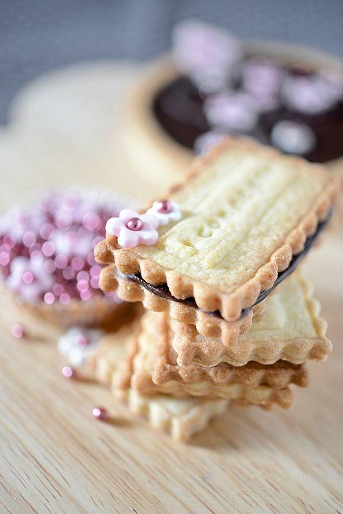 Petite tarte Cherry Blossom au chocolat VSZ_1845