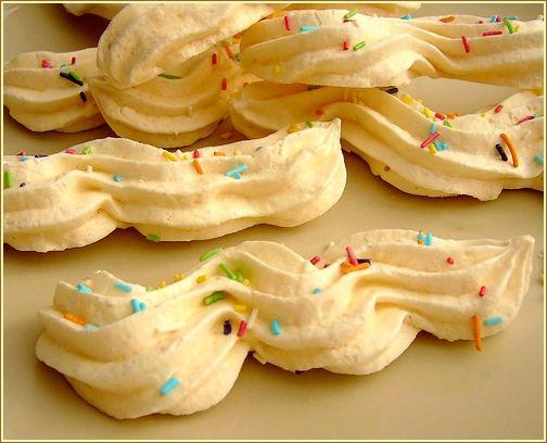 Meringues serpentins meringue 1