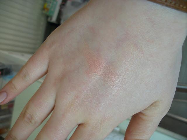 LCDM Mars: Le cas du blush qui coûtait 32 euros LCDM Mars: Le cas du blush qui coûtait 32 euros