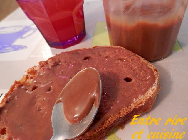 Pâte à tartiner N°2 onctueuse au Chocolat au lait caramel hostingpics.net