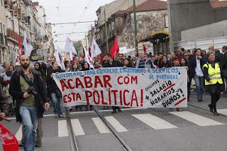 Voyage au Portugal: Manifestation!