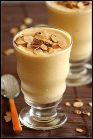 Mousse de mangues et amandes. Copie de Copie de Photo 2453