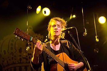 Juke Boxes- Joy Simar à l' Ancienne Belgique ( Club), Bruxelles, le 3 avril 2013. JOY_-20130403_9280-.jpg