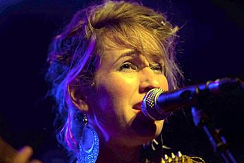 Juke Boxes- Joy Simar à l' Ancienne Belgique ( Club), Bruxelles, le 3 avril 2013. JOY_-20130403_9302-.jpg