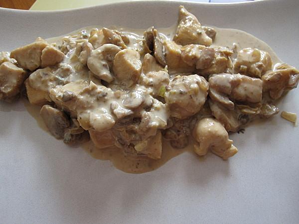 Poulet à la crème de roquefort/champignons 8-2969.JPG