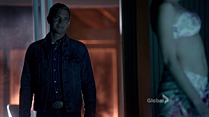 Critiques Séries : Vegas. Saison 1. Episode 16. Little Fish. vlcsnap-2013-04-07-17h36m56s205.png