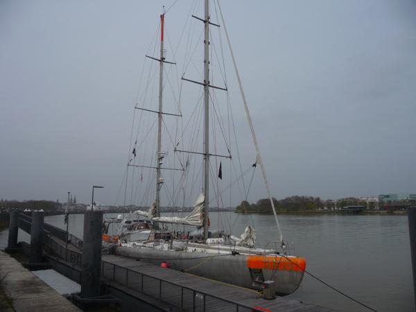 C’est un fameux deux-mâts … tara P1350756