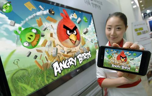 Angry Birds génère 71 millions $ de bénéfices en 2012 Angry Birds génère 71 millions $ de bénéfices en 2012
