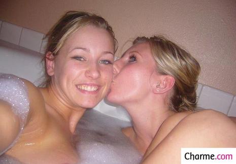 cunni baveux filles lesbiennes