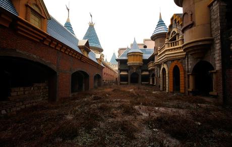 parc d'attraction abandonné en chine