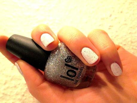 J’ai vu un fantôme avec des étoiles ! manucure-avec-bys-2 BYS