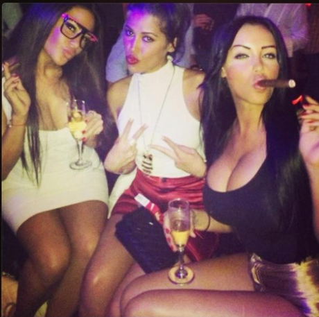 rencontre nabilla kim kardashian