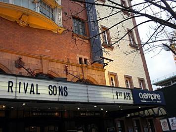 Rival Sons au Shepherd's Bush Empire , London, le 9 avril 2013 563059_234897043316687_1112741734_n.jpg