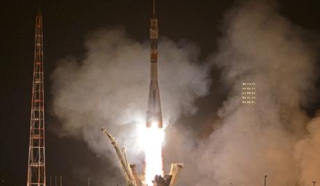 Développement du tourisme spatial Старт ракета-носитель Союз-ФГ с пилотируемым кораблем Союз ТМА-08М Байконур