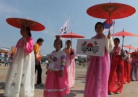 Udonthani. Songkran 2013 (Nouvel an Thaï 2013) 2eme partie DSCF4646