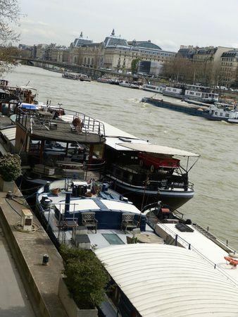 Traverser la Seine, un plaisir renouvelé : le portfolio à travers la Seine 017