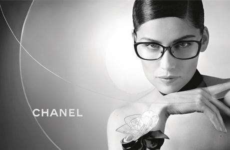 Laetitia-Casta-x-Chanel-ete-2013-lunettes--8-.jpg