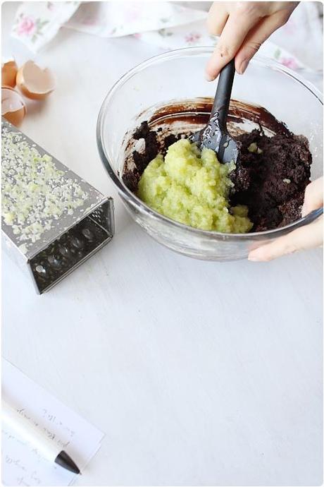 Gâteau moelleux très chocolat à la courgette sans gluten Gâteau moelleux très chocolat à la courgette sans gluten