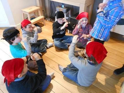 10 enfants à la maison pour un anniversaire, le cauchemar ? KimBox Barbe Noire 17