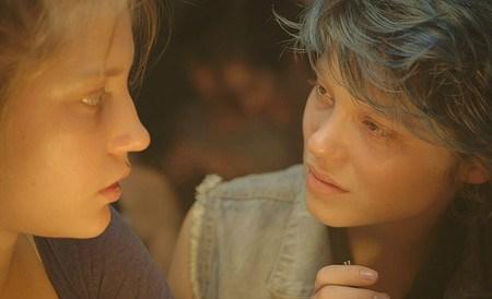 Adele-Exarchopoulos-et-Lea-Seydoux-dans-Le-Bleu-est-une-couleur-chaude_scaledown_450