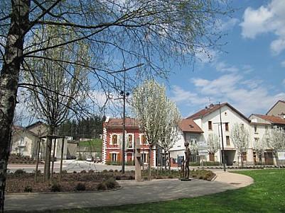 La France - Bellegarde - Ain rond-point-de-savoie 0900