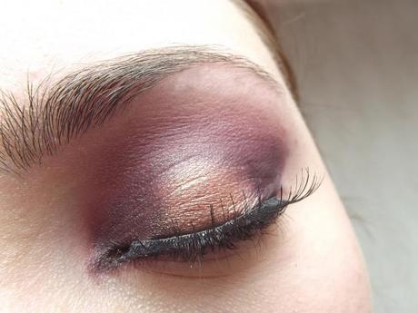 Maquillage tons violets, inspiration Janny.