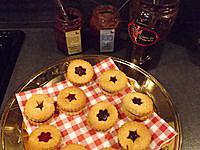 Petits biscuits lunettes à la confiture Petits biscuits lunettes à la confiture