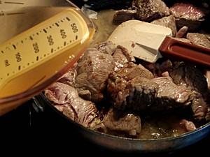 On mange quoi demain ? Daube de boeuf aux pruneaux Daube-de-boeuf-aux-pruneaux-3.jpg