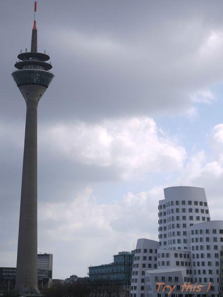 Retour de vacances . . . Düsseldorf