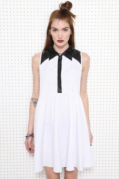 24h de promo chez Urban Outfitters 5139467051127_White_l1