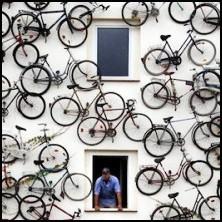 Mur des cons : tout un vélo mur de cons