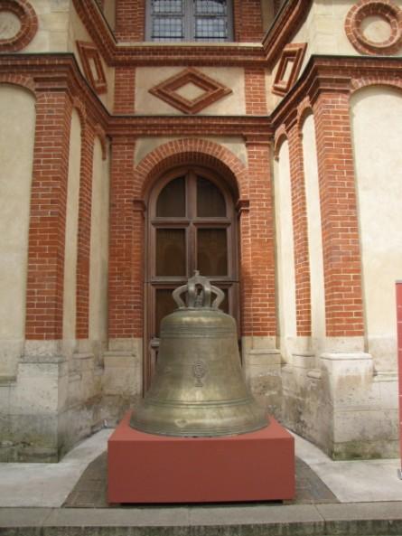 Les trois cloches cloches,