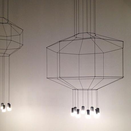 Wireflow suspensions géométriques par Arik Levy Wireflow suspensions géométriques par Arik Levy